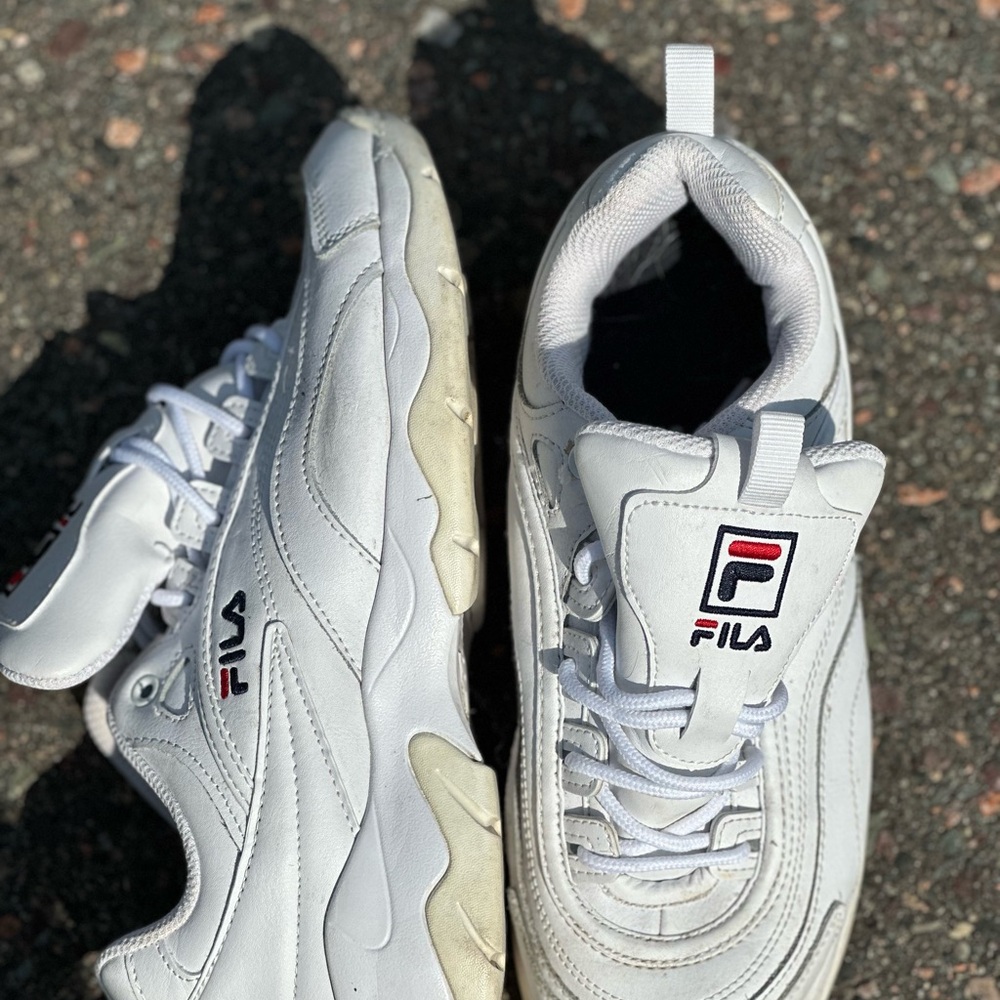 Fila women’s White Sneakers